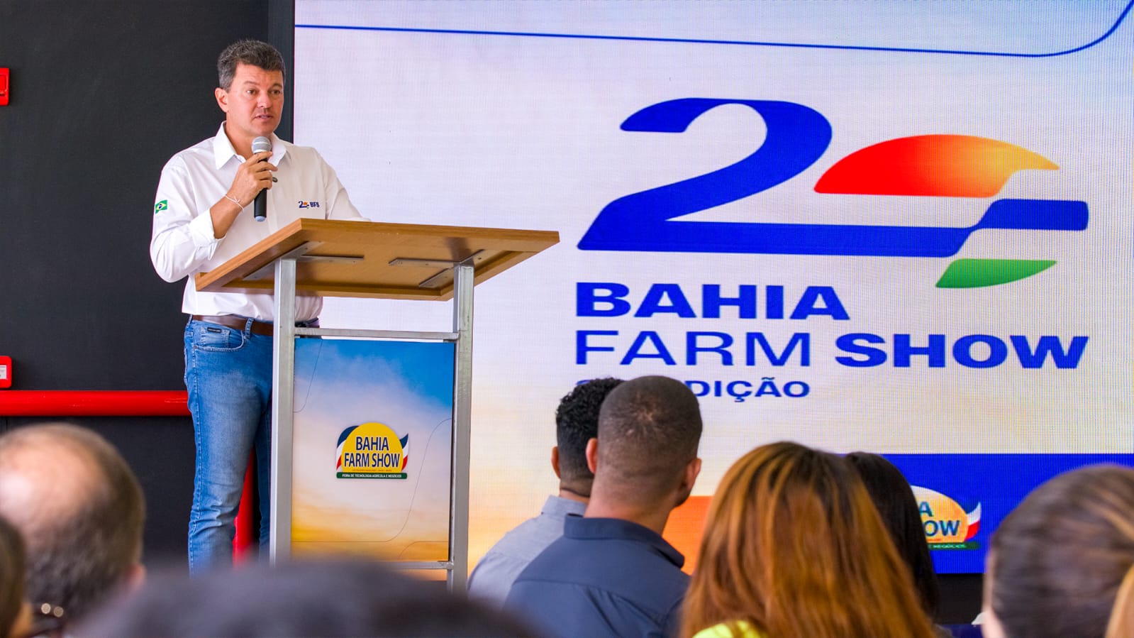 Moisés Schmidt durante coletiva de apresentação da Bahia Farm Show 2026